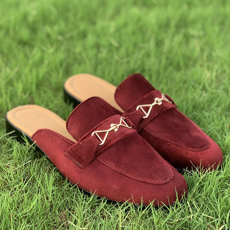 Hand Stitched Maroon Suede Mule - yehloo.com.pk